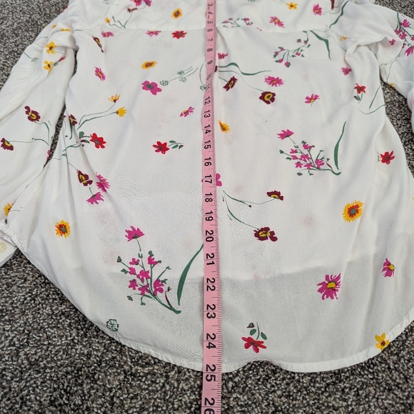 GAP White Pink Floral Blouse Lightweight Long Sleeves Split-Neck Top Size S - Picture 10 of 11